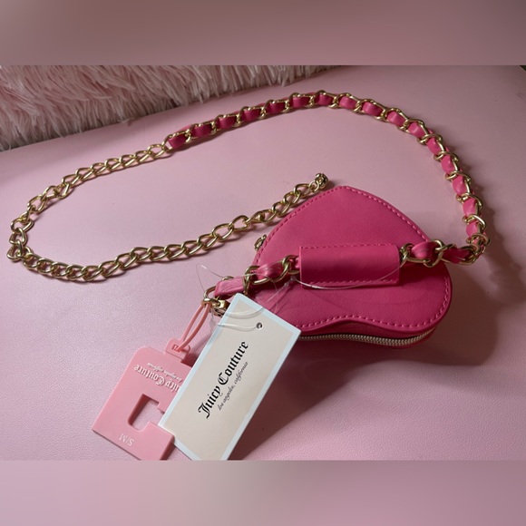 Juicy Couture Rhinestone Heart Belt Bag - Picture 13 of 13